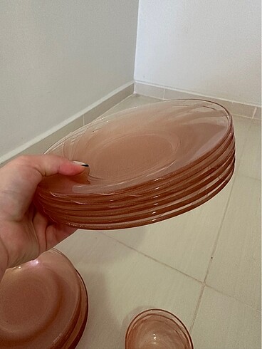 Beden pembe Renk 6 Kişilik Yemek Takımı