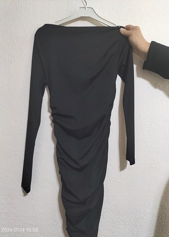 Uzun Kollu Siyah Drapeli Midi Elbise - Görsel 2