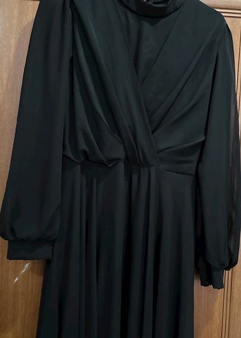 Uzun Siyah Drapeli Gotik Elbise - Görsel 5