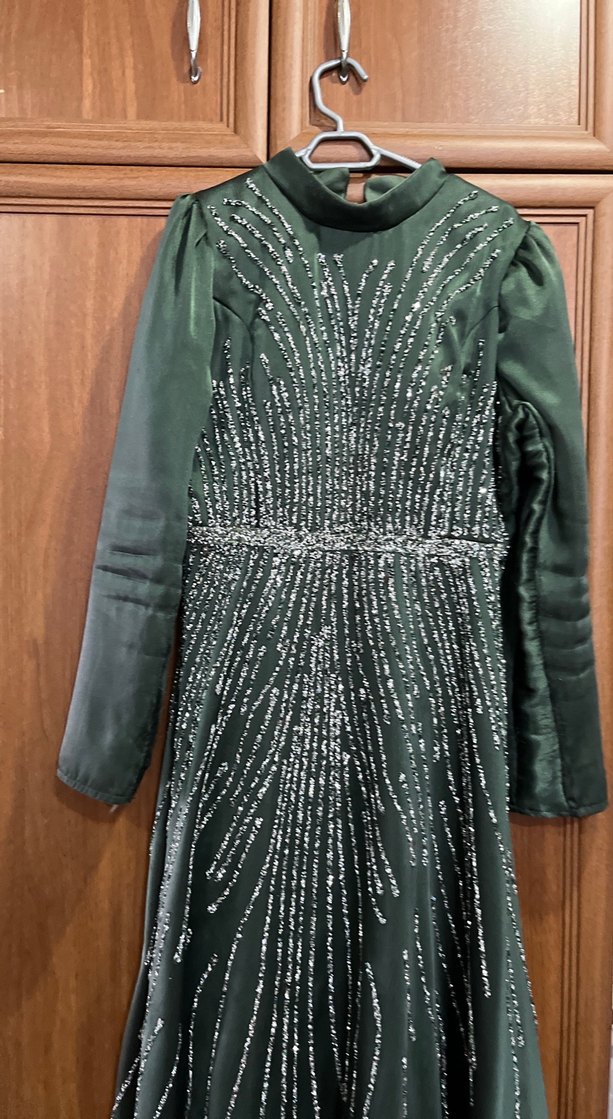 Yeşil İşlemeli Boncuklu Uzun Abiye Elbise - Görsel 5