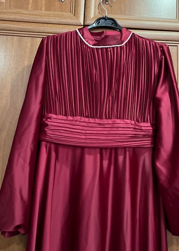 Bordo Piliseli Uzun Kollu Kadın Abiye Elbise - Görsel 4