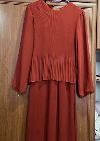 Uzun Kollu Pilili Kahverengi Elbise - Görsel 4