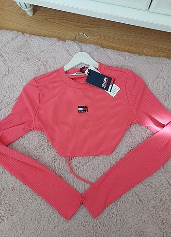 xs Beden Tommy hilfiger xs beden crop bluz