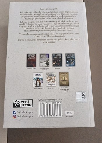 Brandon Sanderson - Oathbringer Roman