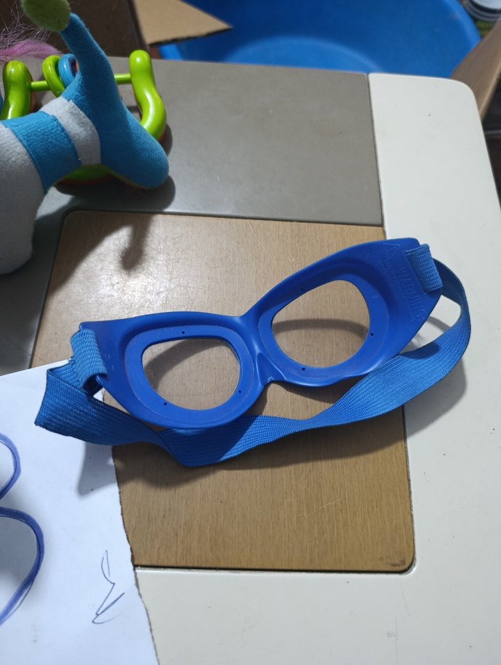 Mavi Tokalı oyuncak Gözlüğü - Görsel 2