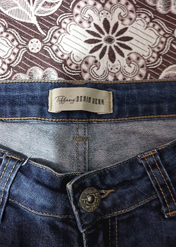 Kadın Koyu Mavi Bel Detaylı Kısa Denim Şort - Görsel 2