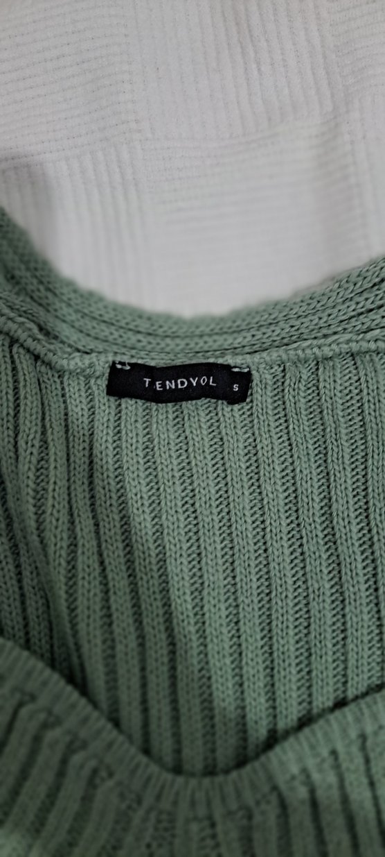 V Yaka Fitilli Yeşil Kadın Triko - Görsel 2