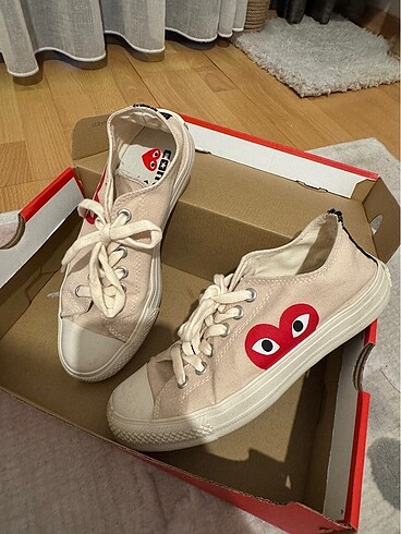 Converse Love bej