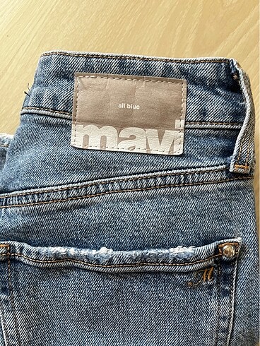 Mavi star mom jean