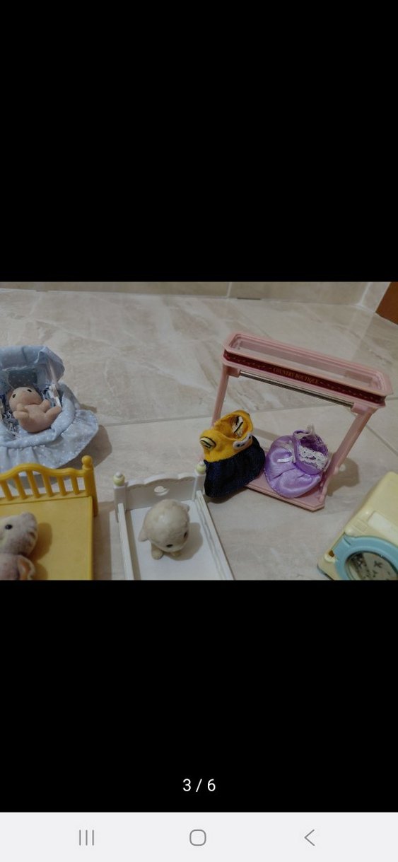 Slyvian Family Bebek ve Mobilya Seti Pastel Renkli Oyuncaklar - Görsel 3