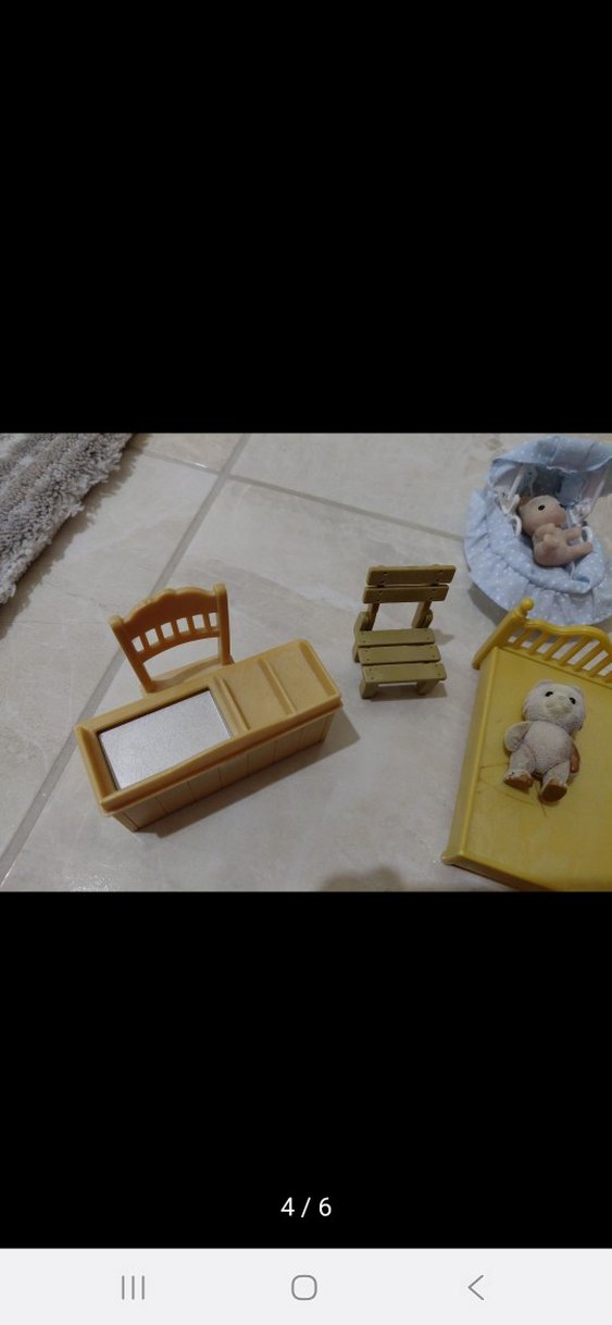 Slyvian Family Bebek ve Mobilya Seti Pastel Renkli Oyuncaklar - Görsel 2