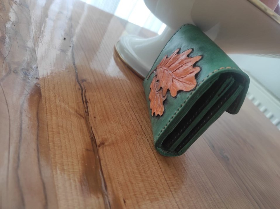 Yeşil Yaprak Desenli kadın cüzdan - Görsel 2