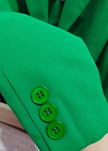 l Beden yeşil Renk Tek düğmeli crop ceket L beden etiketli 