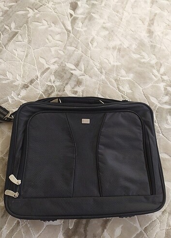 Lektop çantası 