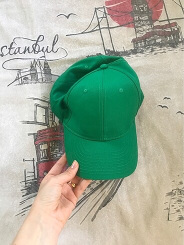 Yeşil Şapka?