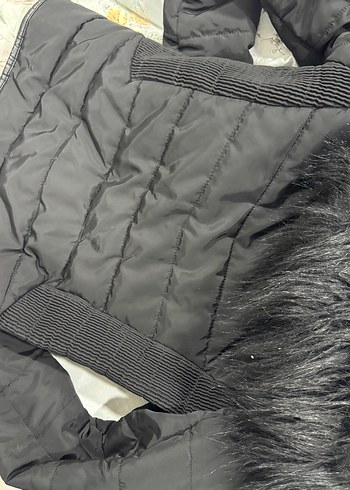 Siyah Kürklü Kadın Kışlık Mont - Görsel 2