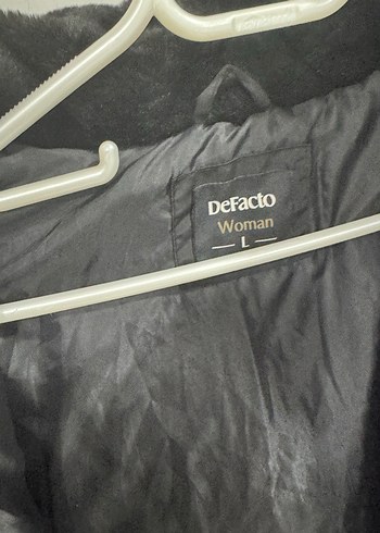 Siyah Kürklü Kadın Kışlık Mont - Görsel 9