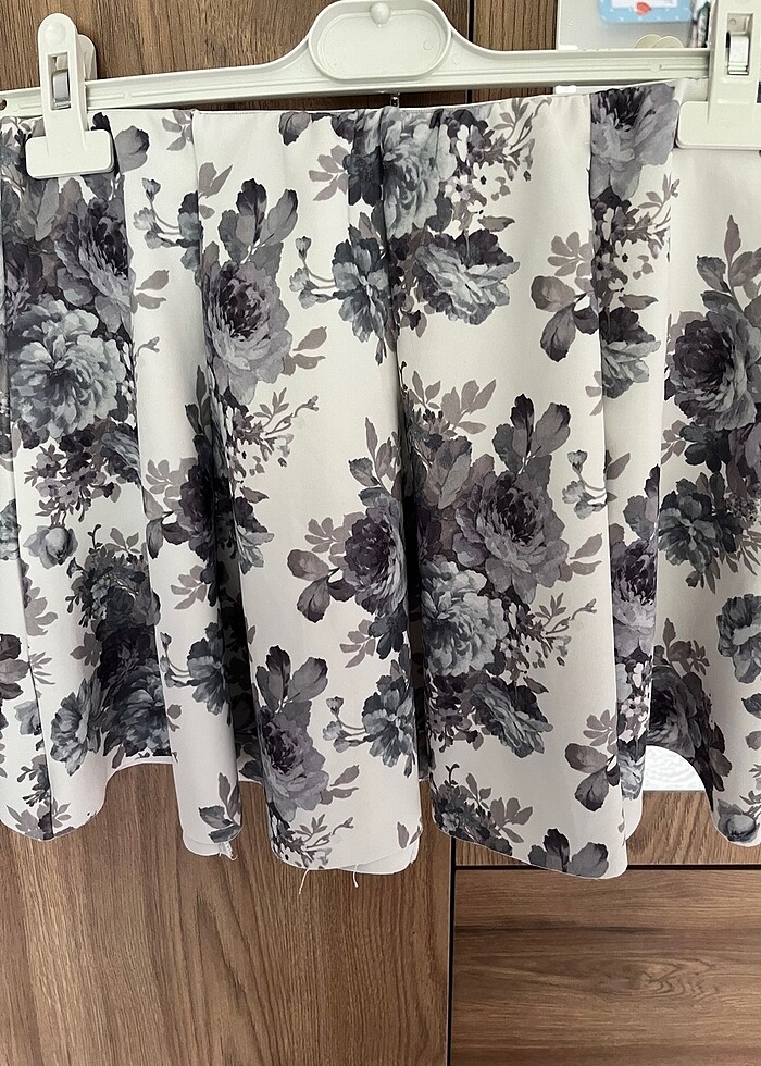 Renkli beli lastikli mini etek - Görsel 2