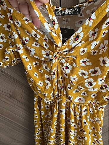 Yazlık çiçekli kısa elbise - Görsel 7