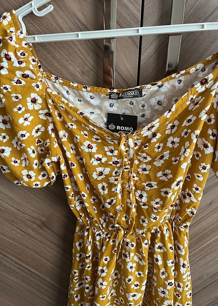 Yazlık çiçekli kısa elbise - Görsel 2