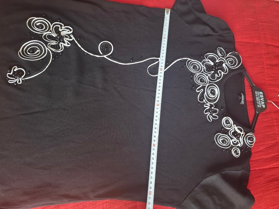 Nakışlı Siyah Triko Uzun Kollu Bluz - Görsel 3