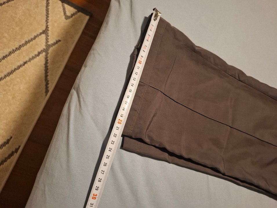 Kadın gri renkli arkadan Fermuarlı eşofman altı - Görsel 3