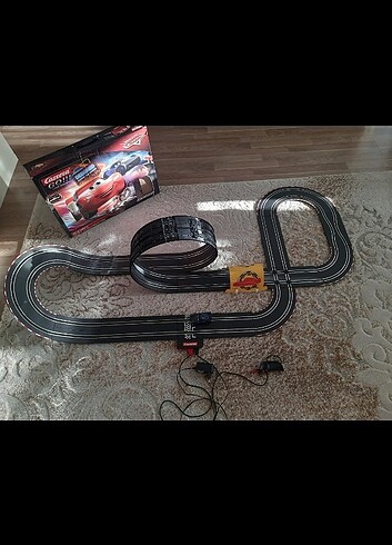 Carrera Go Yarış Araba Pisti