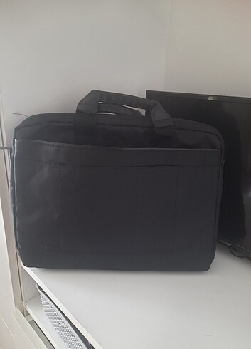 Laptop çantası