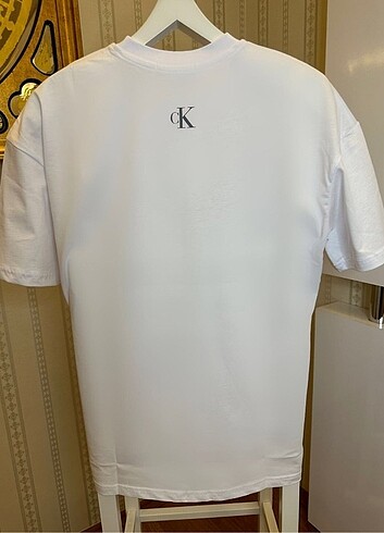 m Beden Calvin Klein baskılı tişört 