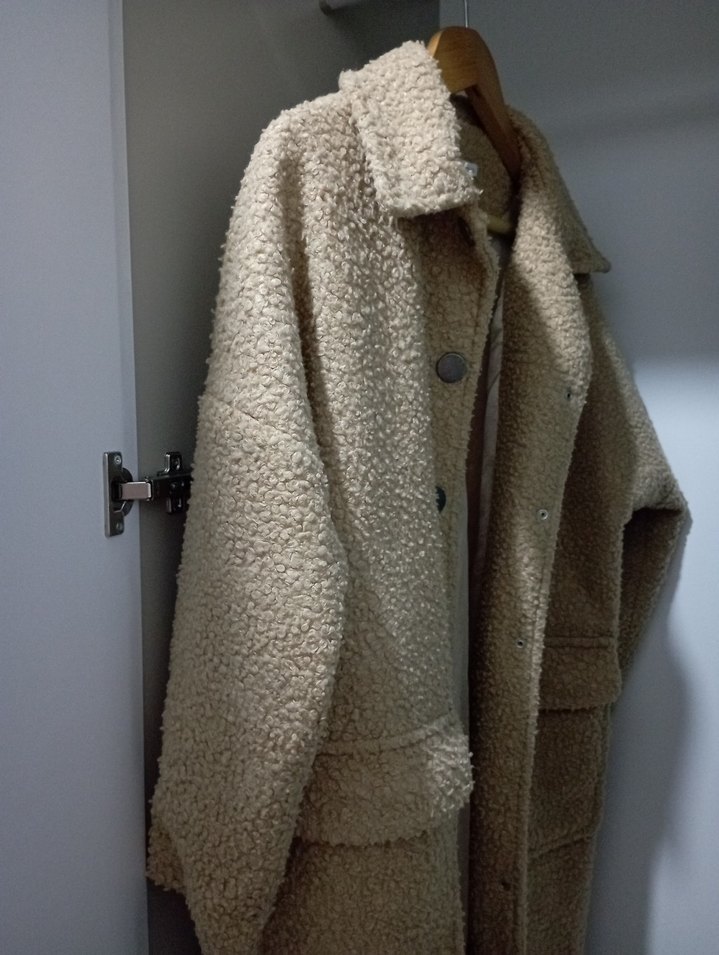 Uzun Buklet Peluş Kadın Kaban (Bej/Camel) - Görsel 2