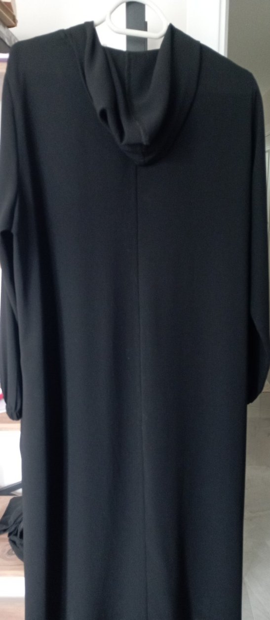 Uzun Siyah Önü İşlemeli Ferace - Görsel 3