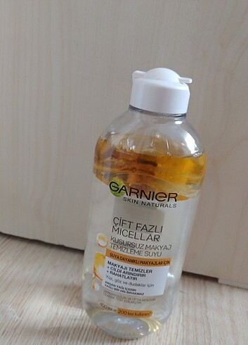 Garnier marka makyaj temizleme suyu