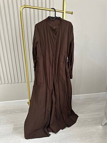 Modest elbise