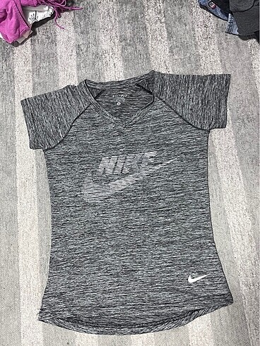 Spor tişört