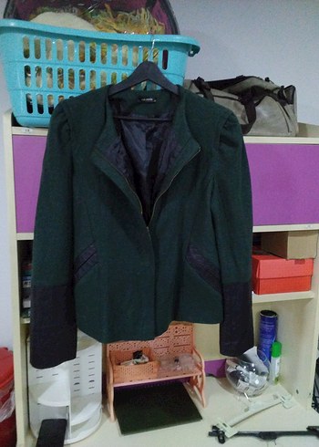 Yeşil Düğmeli Kadın Blazer Ceket