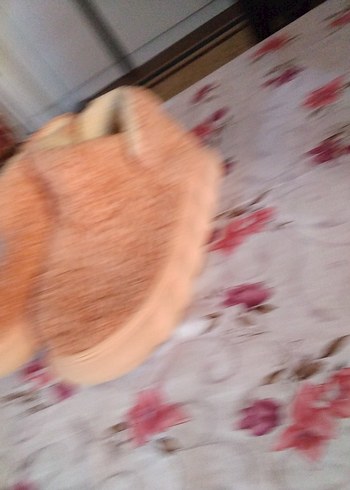 Diğer Kız Çocukları İçin Pembe Kürklü Ev Terliği