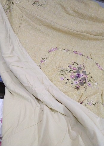 Nakış İşlemeli Bej yatak örtüsü - Görsel 5