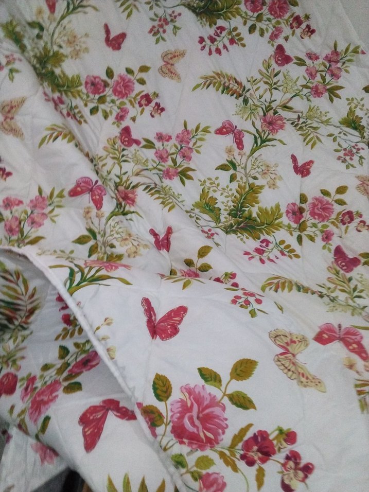 Pembe Çiçek Desenli Yorgan - Görsel 4