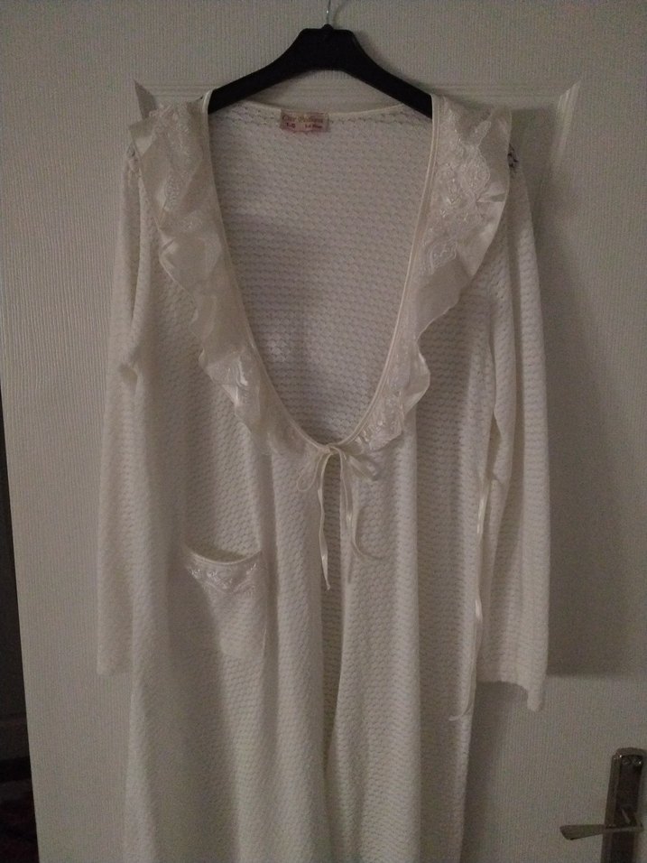 Beyaz V Yaka Midi Keten Kadın Hırka,sabahlik,ev giyim - Görsel 4