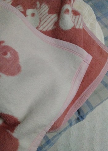 Pembe Baskılı Çocuk Battaniyesi - Görsel 3