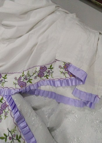 Nakışlı Mor Pastel Yatak Örtüsü - Görsel 2