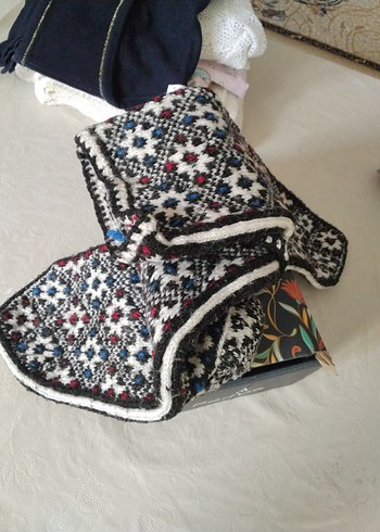 Nakışlı Çok Renkli patik,antika,sandık ürünü - Görsel 5