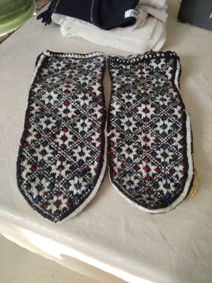 Nakışlı Çok Renkli patik,antika,sandık ürünü - Görsel 3