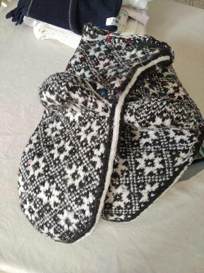 Nakışlı Çok Renkli patik,antika,sandık ürünü - Görsel 4