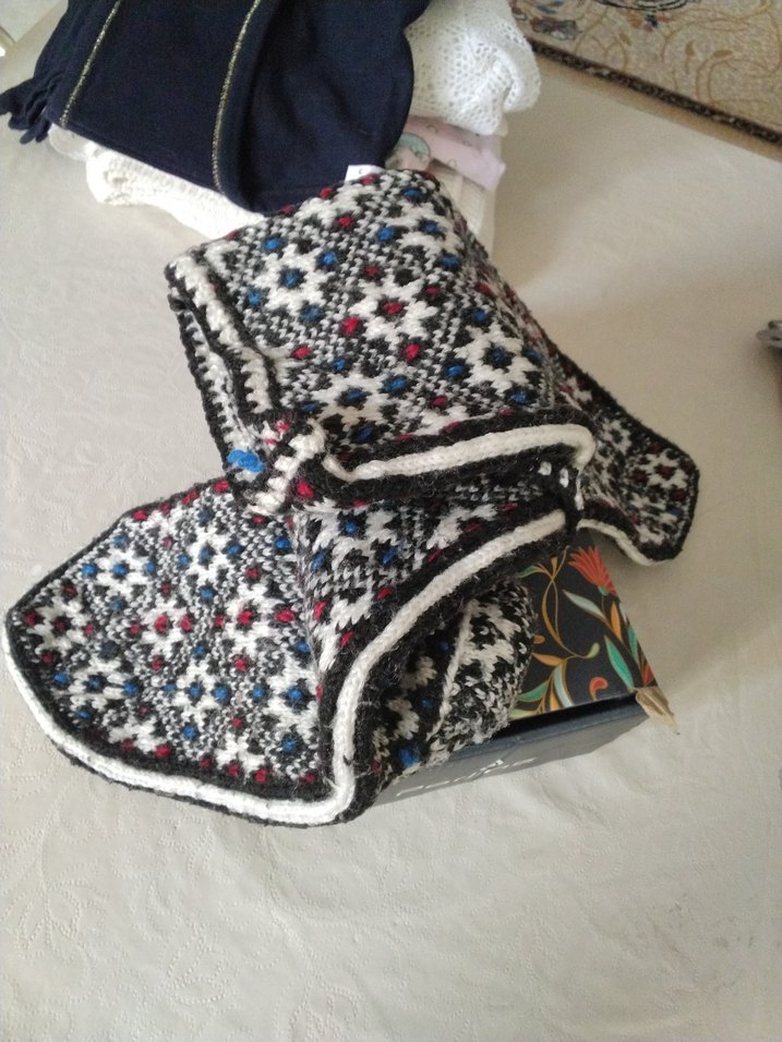 Nakışlı Çok Renkli patik,antika,sandık ürünü - Görsel 5