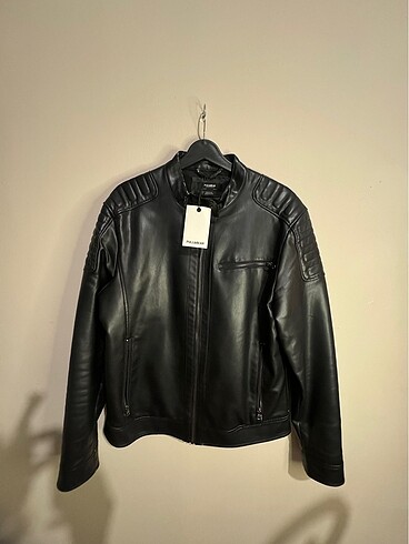 PULL AND BEAR DERİ CEKET