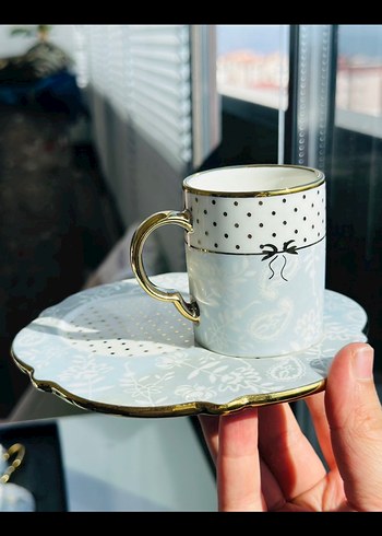 Kurdele Detaylı Porselen Fincan takımı