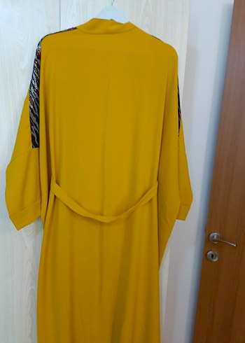 sarı omuz pul işlemleri olan yarasa kol tunik - Görsel 6