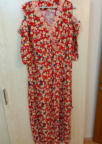 renkli uzun omuz detaylı elbise - Görsel 3