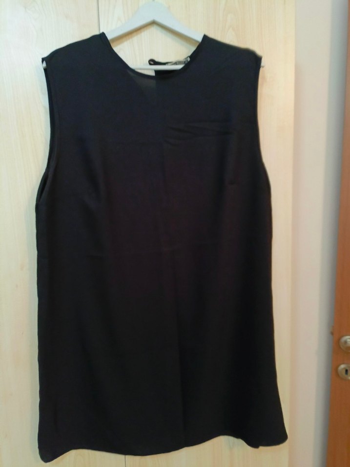 Beyaz, siyah, ben, Kolsuz Saten Bluz - Görsel 4